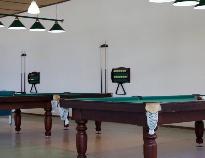 Бильярд - Отель Alean Family Biarritz / Алеан Фэмили Биарриц
