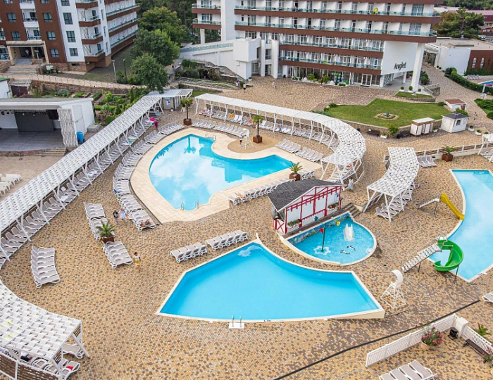 Внешний вид и территория - Отель Alean Family Biarritz / Алеан Фэмили Биарриц