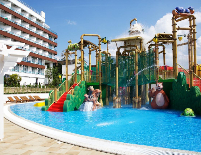 Внешний вид и территория - Отель Alean Family Biarritz / Алеан Фэмили Биарриц